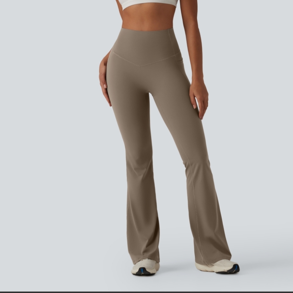 HALARA Ultrasculpt Compression Shaping Boot Cut Leggings